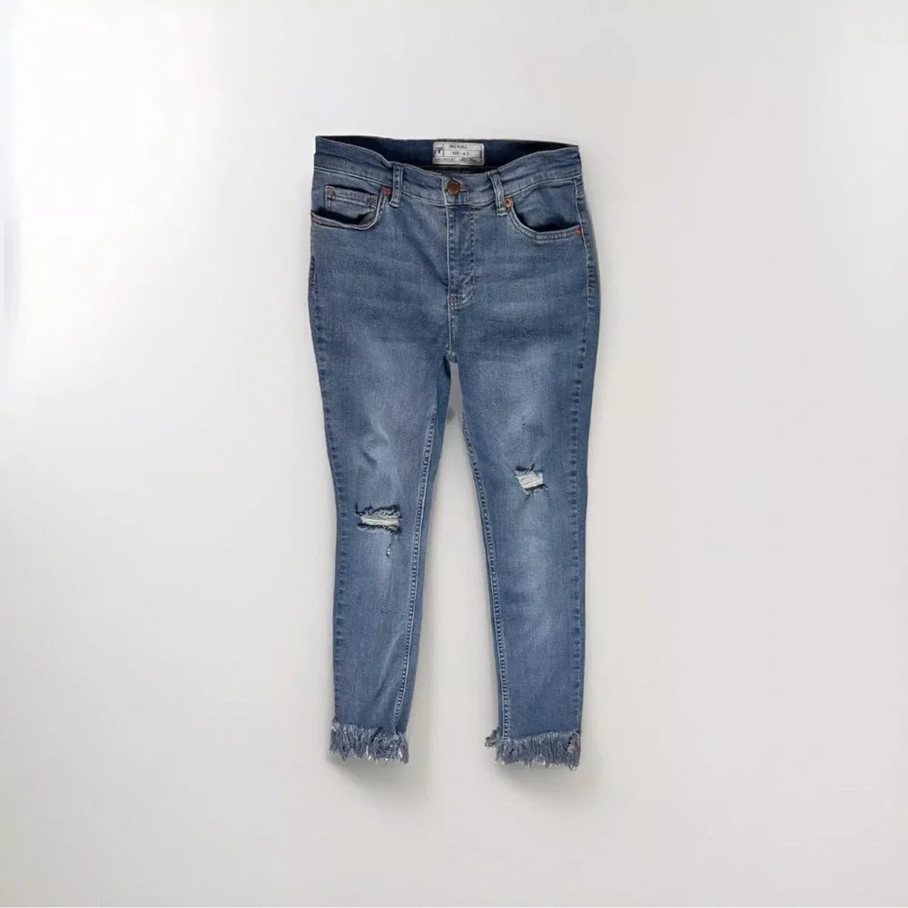 Free People - Size Women 27 - Ripped Fray Hem Skinny Distressed blue Jeans Denim